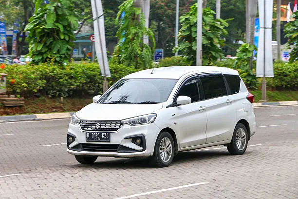 Ertiga (Maruti Ertiga) – Family taxi in Gujarat – 6+1 seats