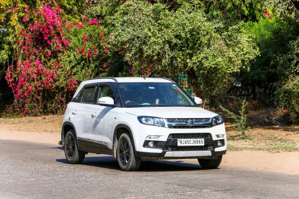 Hatchback (Maruti Swift) – Economy taxi in Gujarat – 3+1 seats